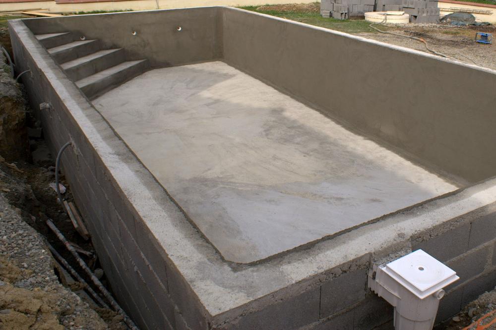 construction-de-piscine-en-béton